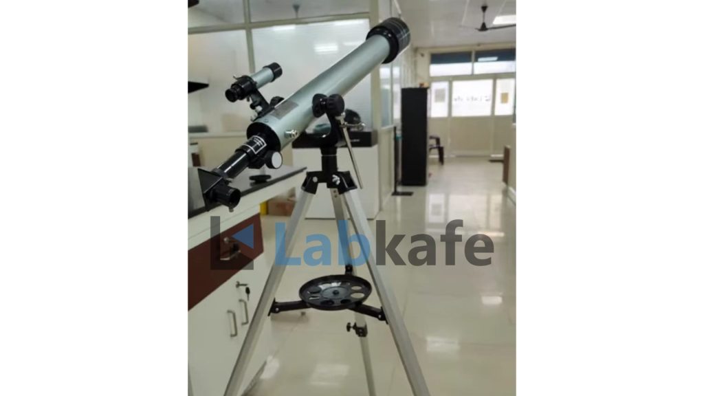 Broad view of a telescope model for science classes 